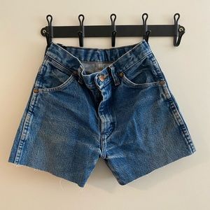 Wrangler High Rise Raw Hem Shorts